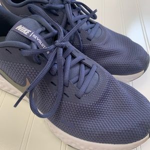 Nike revolution blue tennis shoes barely worn.